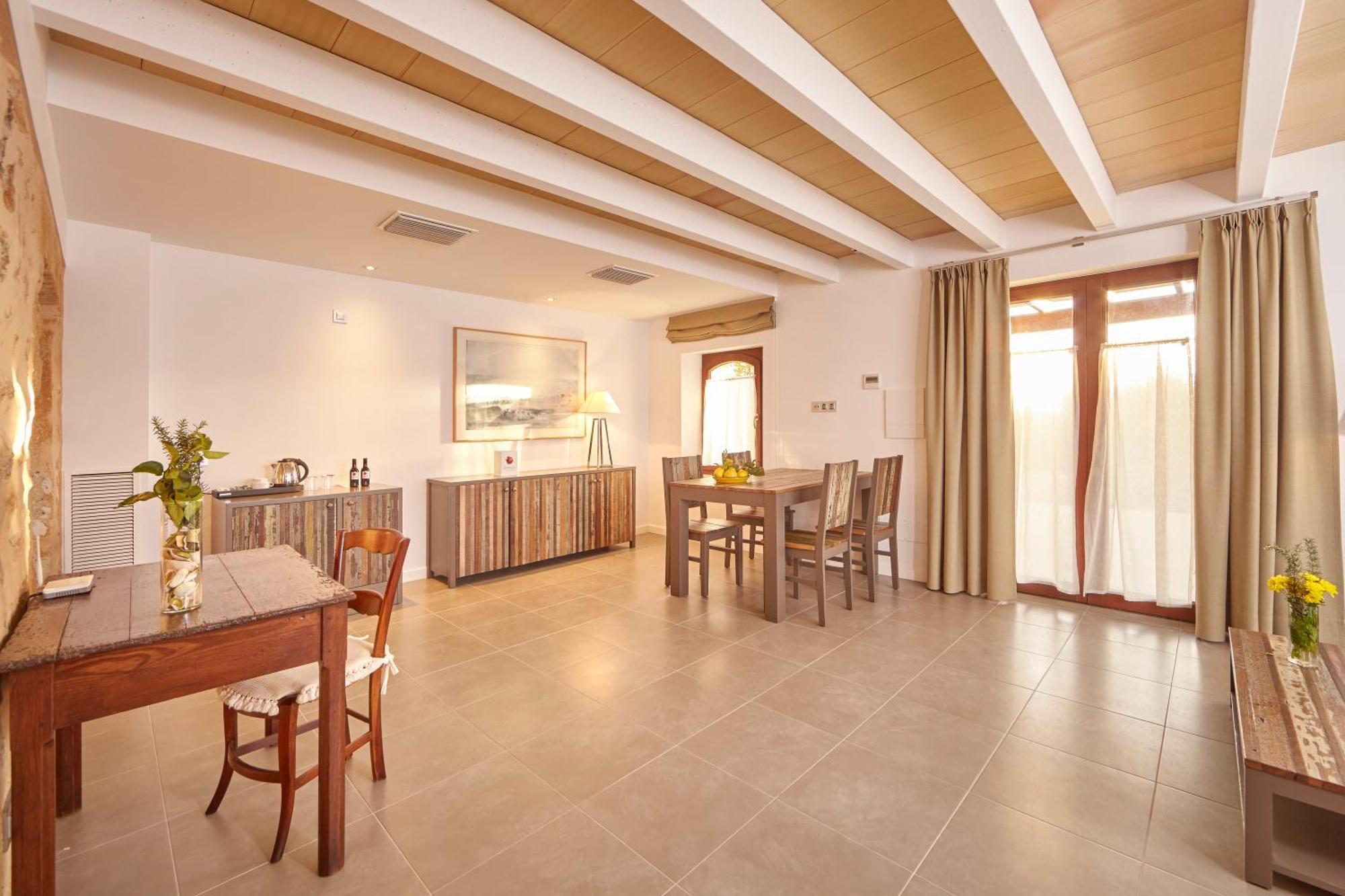 Bennoc Petit Hotel - Only Adults Llucmajor  Quarto foto